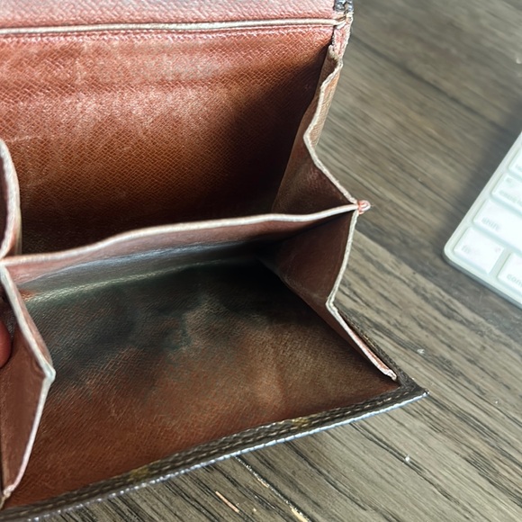Louis Vuitton Vintage Dual Snap Wallet - Picture 12 of 16